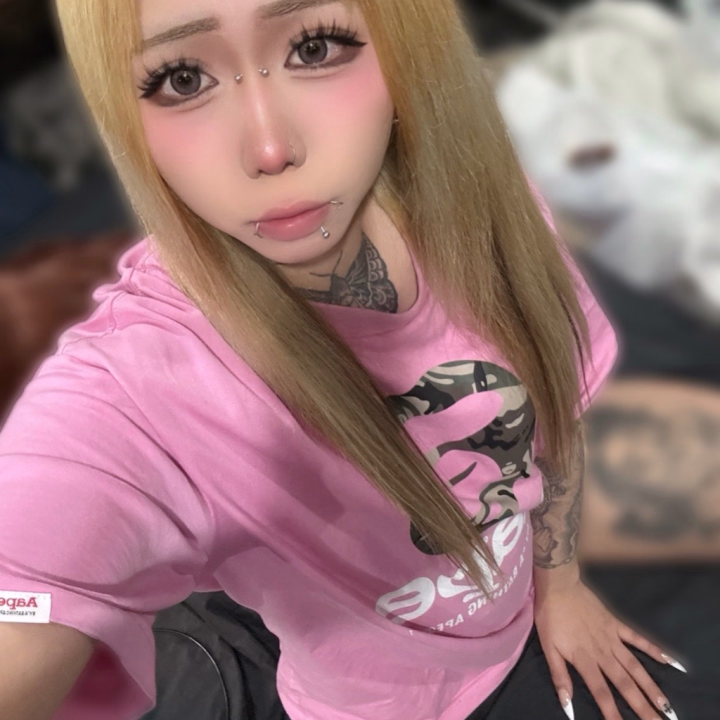 出勤してるよん❤︎

土曜日だ ~ お休みの
おにぃさまが多いかな？

おやすみ何して過ごすの ~ ???

何も予定決まってないおにぃさまは
イヴとどエロいことしよ😻

26:00までいるから
お時間合うおにぃさま待ってるよ！

いっぱい気持ちよくなろうね😈ᩚ