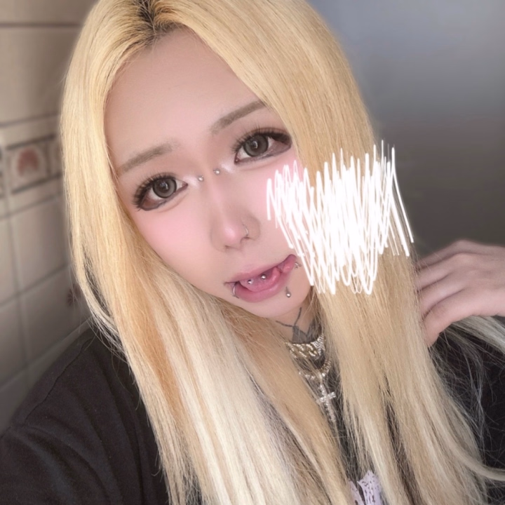 今日も1日お疲れ様 ~ ☺️

土日お休みで何も予定ないおにぃさま
イヴとえちえちするって予定にしよ♡

明日も12:00 ~ 26:00で居てます🫶🏻

お時間合うおにぃさまは
是非会いに来てね💕︎

たっくさんえろえろなことして
楽しもうね😍

待ってるね！！！
おやすみなさ ~ い 😴