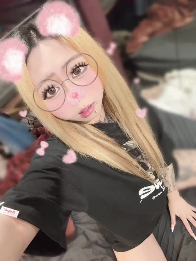 ちんちんほしがり🧸さん👅

スプタンのちゅー味わって？
イヴに🍼搾り取らせて🤭🩵