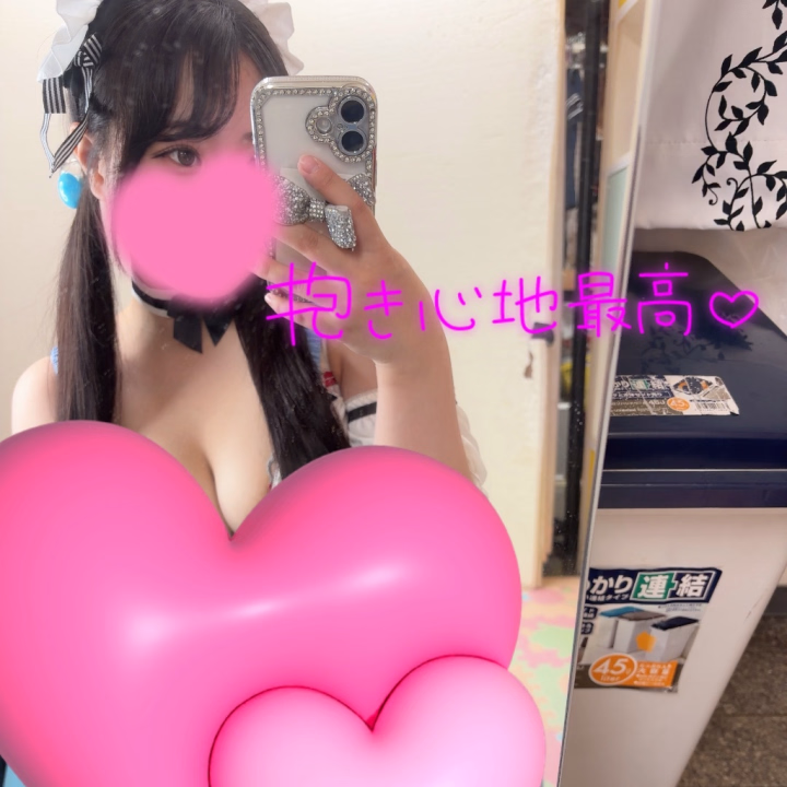 めろんです🍈
新しいパネル撮影してきました‼️‼️
今回めちゃくちゃ衣装可愛くて大満足すぎる😮💨🩷 週末には変わるみたいなので、お楽しみに🫶
今週の土曜日がめろんの旧パネル見るチャンスです🥹🩷
土曜は10:00~17:00出勤します🦖💨
まだまだ全枠🈳あるのでお待ちしてます🌟