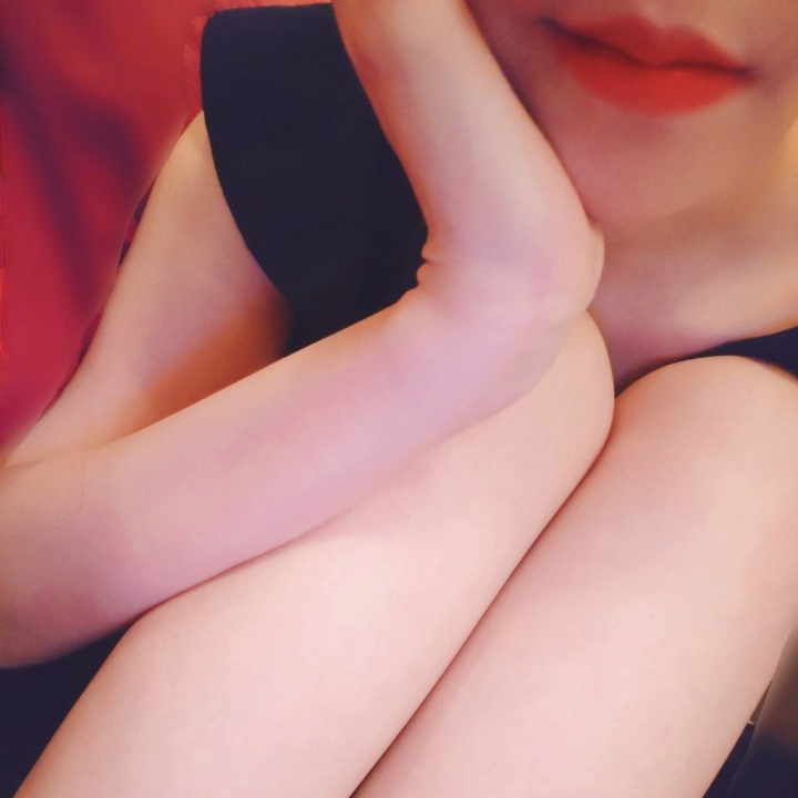✨昨日は✨

終始えろえろ楽しい時間をありがとうございました🥺♡

本日最終日です🙋‍♀️
あっという間だったなぁ、、🥺

9時から17時まで居るのでお逢い出来たら嬉しいです😌🍒