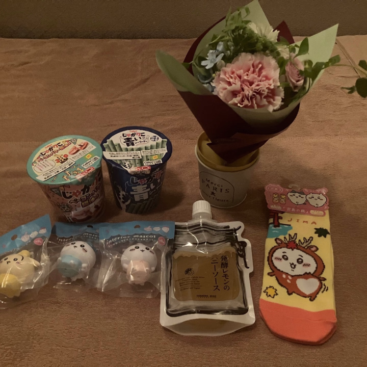 t3🩷から誕生日プレゼント第二弾貰いました☺️🩷
嬉しい☺️☺️☺️

今日一日会いに来てくれた方ありがとうございました💓

おやすみなさい😴