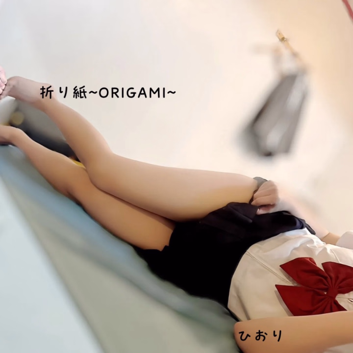敏感なお〇ぱいやお尻を優しく虐められて喘ぎながら、
お兄さんに段々とぐちゃぐちゃにされていくの…🔞

そうなったらもうひおりの興奮は止まらないよ💗

「やっ、やめないで///」そんな恥ずかしいオネダリをして、
お兄さんにもっと触って欲しくて、恋しくてしょうがなくなっちゃう🙈💕︎

でももっともっとお兄さんのこと、欲しい😍
ひおりにメロメロにさせちゃうから覚悟していてね☝🏻💗