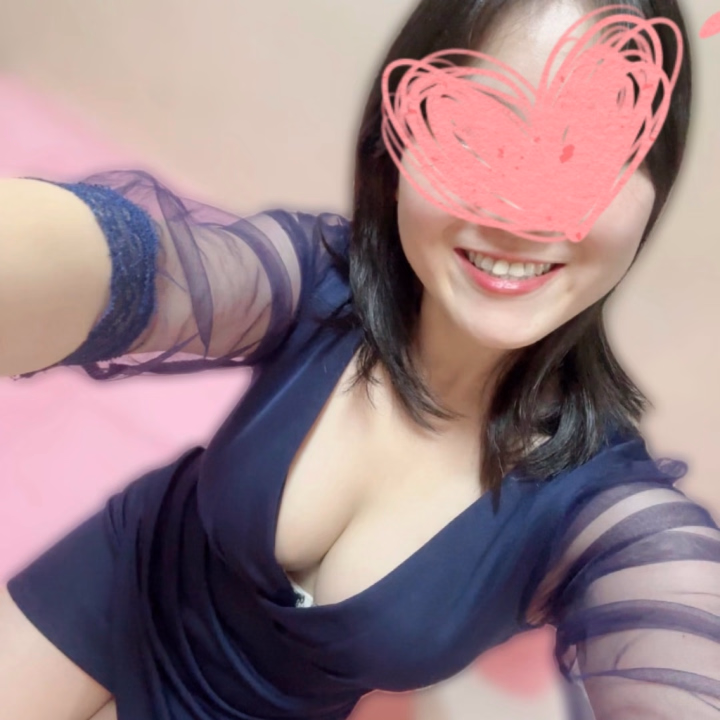今日、池袋バイオレンスに出勤中💕





連休明けの身体に癒しを🫧


五反田のお兄さまも気分転換に
池袋に遊びに来てみてわ😆？



きよ