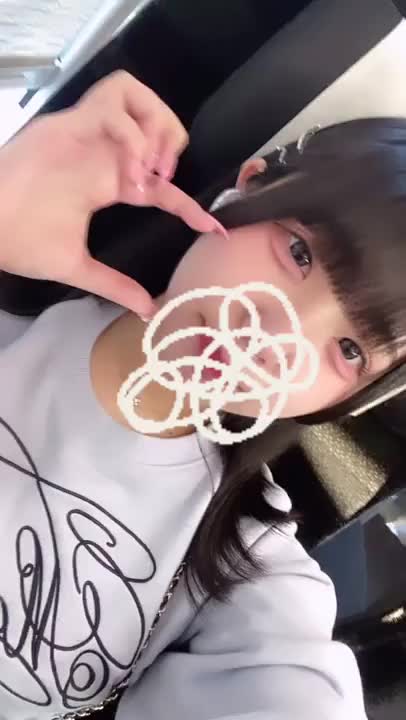 昨日遊んでくれたお兄さん
ありがとう( * ॑꒳ ॑*)‼️

日曜日ってこともあって
沢山お誘いもらえて
1日終わるのあっという間だったな～💭

今日は1日お休みもらって都内帰ってお友達と遊んでリフレッシュなうです👩🏻‍❤️‍👩🏻

次回の出勤は明日だよ～
10:00〜24:00ですっ🫧