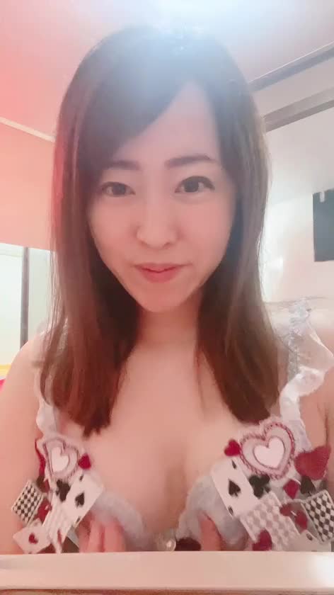 おっπマッサージで元気にするよ✨

お兄さまのチン様刺激して良いですか☺️