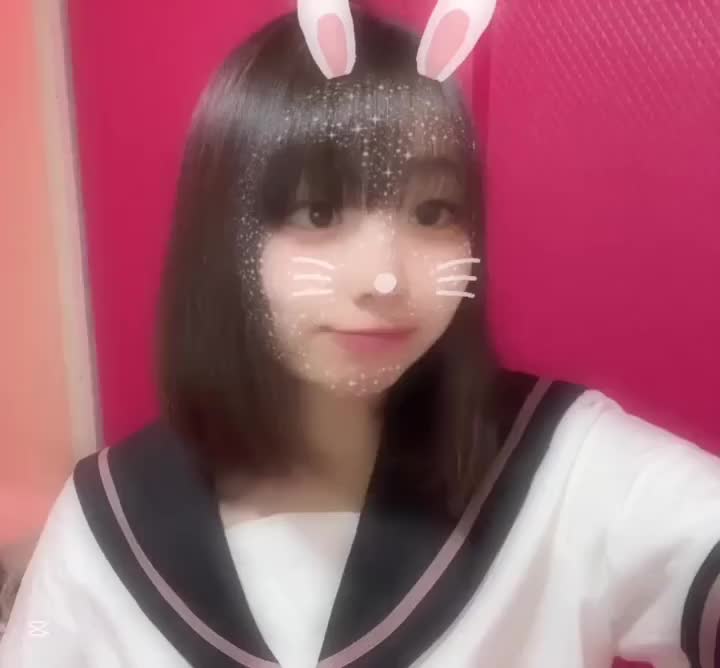 気づいたらもう7月もあとちょっと…🌌
毎日暑くて、とろけちゃいそうだけど
すずははお兄さんに会えるたび、嬉しくて元気になってたよ💞

7月最後の思い出、すずはとぎゅーってしよ？🥺💗
ふともも枕、してあげてもいいよ…？🍑笑

8月ずっと一緒にいてくれると嬉しいな💓
寂しい思い、させないでね💋