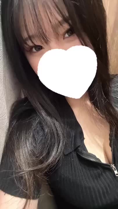 初めましてすずなですっ

初めてなのに自己紹介するの忘れてた(-｡-;

普段はお昼お仕事してるので気まぐれでいるよっ

業界自体未経験で分からないことだらけなのでお兄さん方優しくしてほしいなー。＾＾

いっぱい会えるの楽しみしてるっ