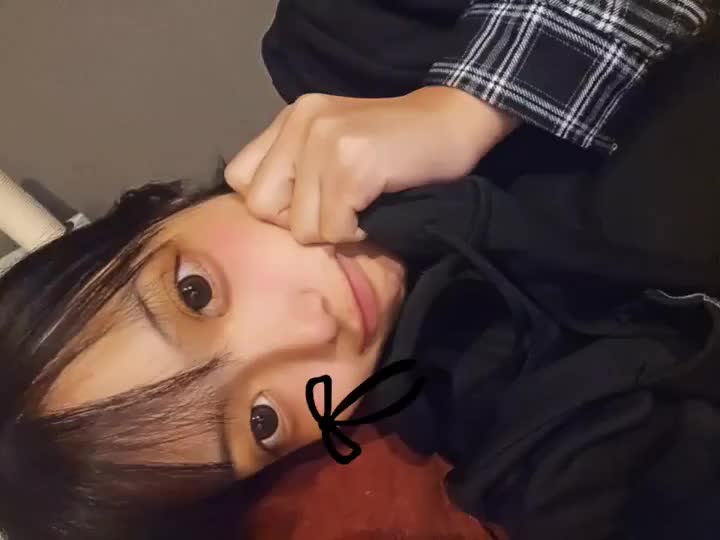 🌟お兄さん、こんにちは！まこだよ💕

今日はね、お兄さんと一緒にエッチなことしたいなぁって思ってるの😘

まこはMっ気があるから、お兄さんにいっぱい責めてもらいたいな💦
どんな風にまこを感じさせてくれるのかな？😳💭

まこ、お兄さんと2人でどんなエッチなことできるか考えるだけでドキドキしちゃう…💓

🌸一緒に気持ちいいことしましょ？🌸

まこはお兄さんとの時間を想像して、もう濡れちゃってるかも…😳💦

💕お店で待ってるね💕