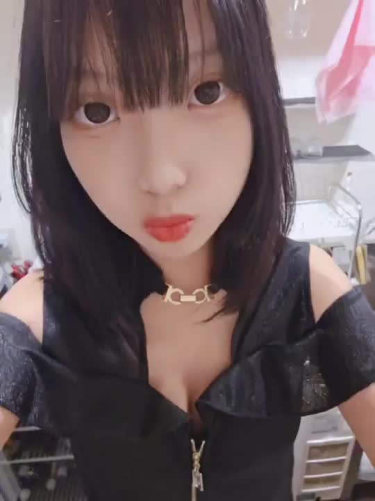 最後にたくさんの人に会いたいな♥️

業界ラスト沢山待ってます！