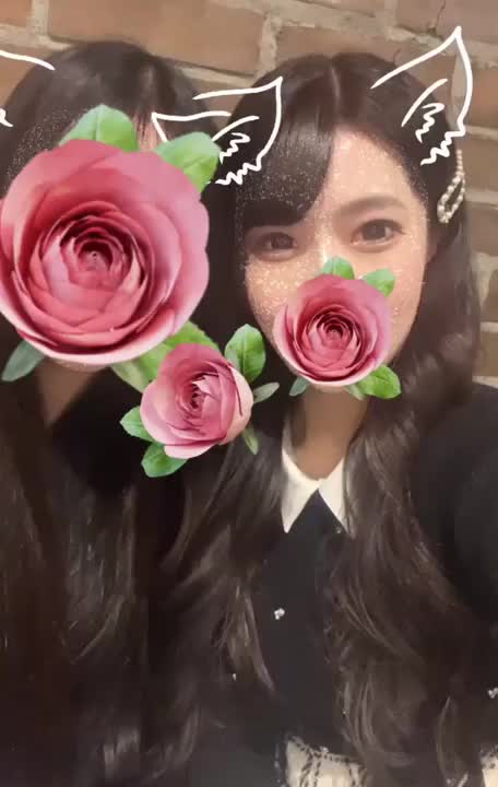 こんにちは🥰
早いもので、もういよいよ
3日後が初出勤です🥺💓
あともう少しだと思うと
ドキドキしてきちゃうね❣️
楽しみに待ってくれてるお兄様が
居てくれるから茉莉愛も楽しみ🩷
いっぱい気持ちよくなろうね😳
​​​​​​​2日からよろしくお願いします👩‍❤️‍👨
