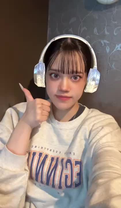 えぇん(；；)
昨日の夜、これ絶対上げようと思ってた動画が行方不明になっちゃった😅

とりあえず目に入ったこれで許してください🥺

エルサにサラダチキンプレゼントしてくれるお兄さんどこですか- ̗̀🎁 ̖́-笑
