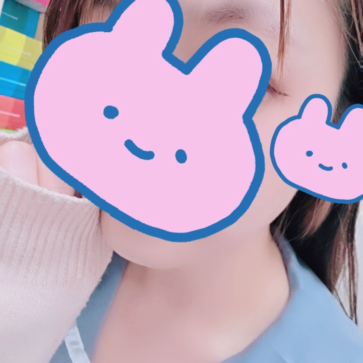 りょうさん

特待生で遊びに来てくれて
ありがとうございました💋

まゆげ消えてる～笑笑
お恥ずかしい♡♡

今日は3回もイケちゃいましたね💕

2回ともパイ♡ずりで
気持ち良くなってもらえて
3回目はてぃくびと一緒に😋✨️

いっぱい
気持ち良くなってもらえて
良かったです🥰

またお待ちしてますね(*^^*)


みく🍼
