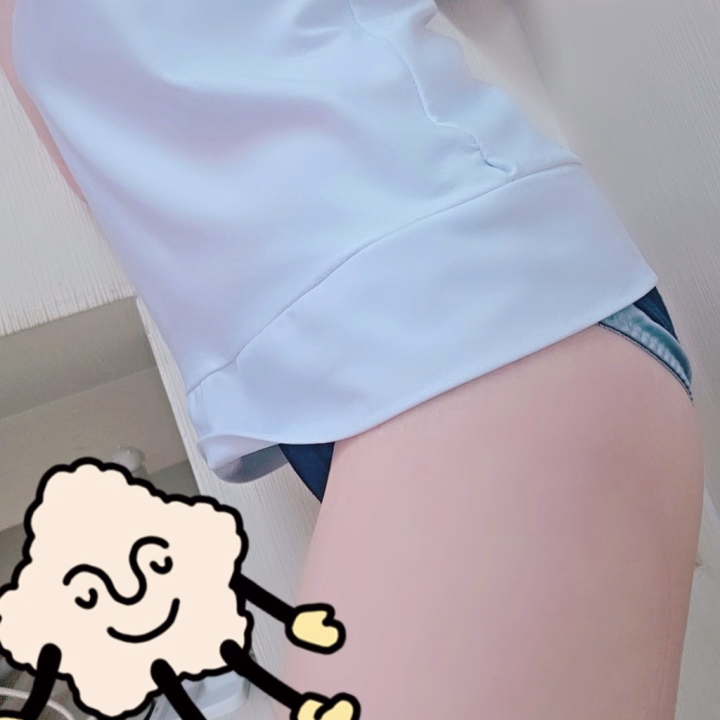 ゆうくん

教室から指名してくれて
ありがとうございました✨️

社員旅行楽しんでますね～🤭

せっかく食べた串カツ屋さんが
微妙だったのは残念だったけど
お店は楽しんでもらえて
良かったです🙌

楽しい、面白いって
めちゃ気に入ってくれてましたね笑

ゆうちんも
ドピュドピュイケて良かったっぺ！

明日まで大阪楽しんでくださいね🥰


みく🍼