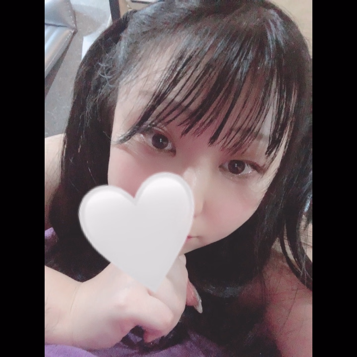 台風の様子が気になるらいです

台風次第ですが
少しだけ出勤日のばすかも、、、‼️

そしてすぐ月末もどってくるかも、、、‼️

でもその出勤終えたら次11月末とかになると思うので
ぜひ会いに来て、ヌルヌル一緒にしましょー🤭💕

らい