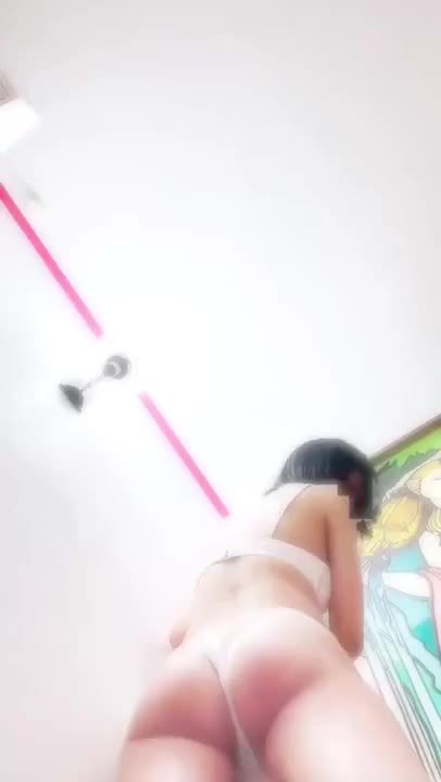 下アングルからの…🍑