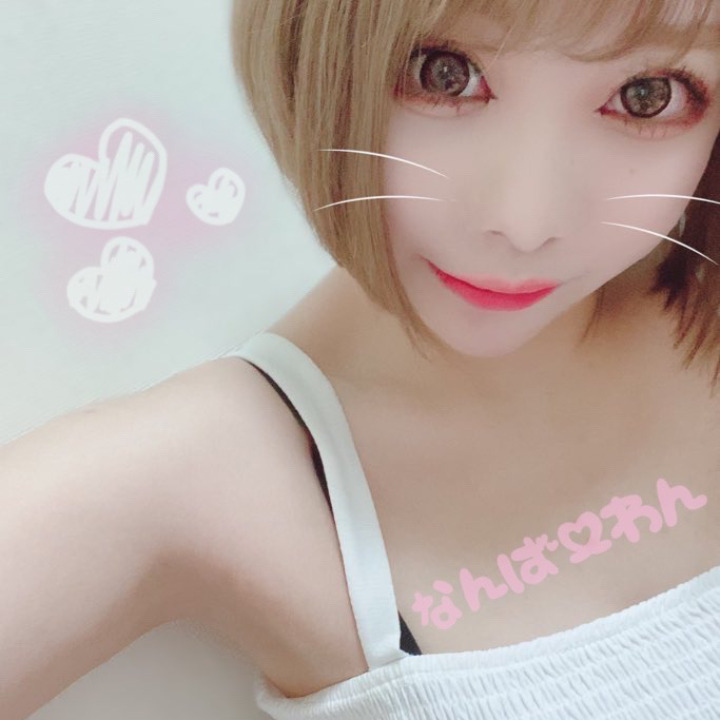 また髪切りました💇🏻‍♀️
すっきり！！腕がたくましくて可愛いですね(は？)

はぎわらさんはショートが好評でとっても嬉しい🙆🏻‍♀️
一生ショートで生きる🌝