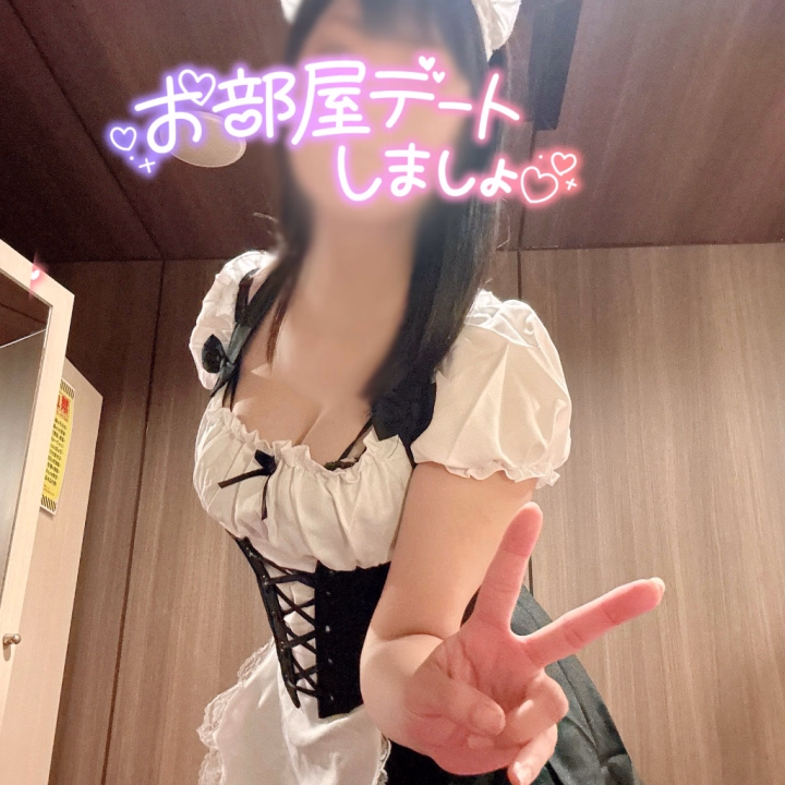 ゆるりです、こんにちは♡

10月の予定が定まりました♡
お待たせしてしまいすみませんでした、タイミングの合うお兄さまは是非ハロウィン衣装見に来て下さいね👻🧡🖤

前半はメイド服、後半魔女風の予定です♡


😈10月の出勤予定日🎃
❤︎ 18時〜ラストまで
13日(火)、 15日(木)、19日(月)、21日(水)、25日(日)、

❤︎ 20時〜ラストまで
12日(月祝)、15日(木) 、18日(日)、28日(水)、30日(金) 、31日(土) 


事前のご予約は3日前まででしたらヒメチャンネルから可能です🙆‍♀️
お気軽にご相談くださいな♡

10月もたくさん楽しみましょうね😊❣️