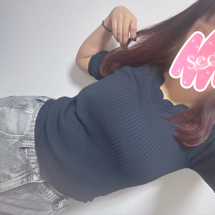 ゆるりです、格好付けて撮った写真がチャック全開でした😂

開き直って投稿します😂😂