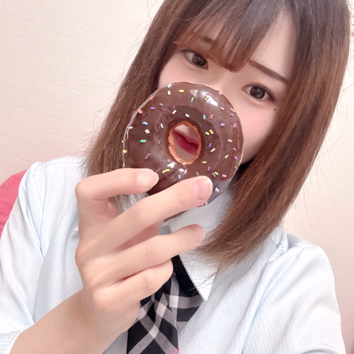 後半戦 🌇 

今日も一日が早い気がします ~ 😌😌

みんなお昼ごはん何食べましたか~？
ご飯報告会でもしよ🍚
夜ご飯のお口を考えます🌙*ﾟ 



このあとも待ってるね🙂‍↕️🙂‍↕️