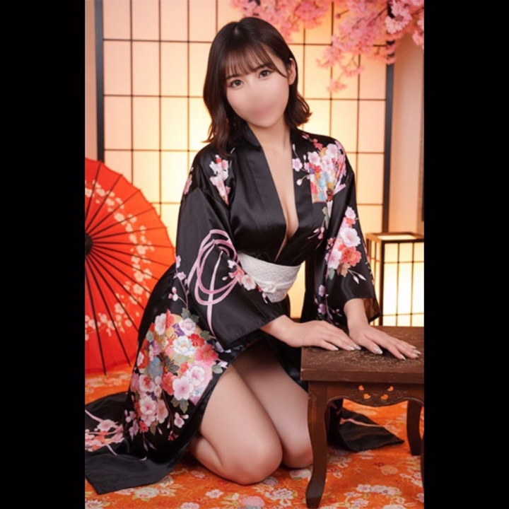 キララ米子います❣️
米子のお兄さん1週間
よろしくお願いします😘
和装着るの新鮮で良き👍