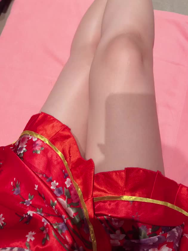 足綺麗って言われるよ❣️
たまには動画もしてみようかなって
思って撮ってみた🍀
今休憩もらってるので次は
15時過ぎからお待ちしてますね💕