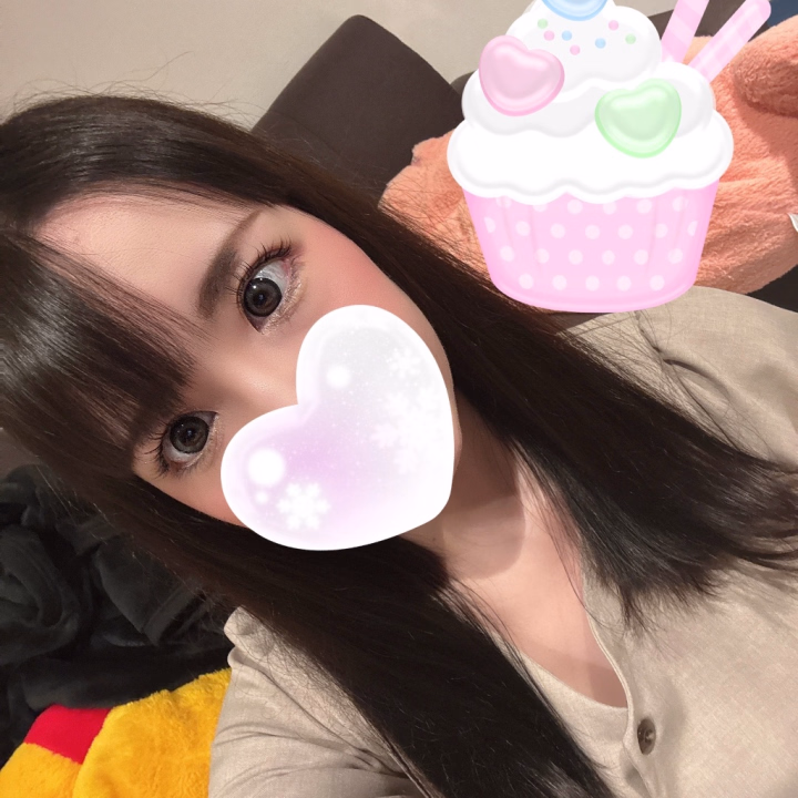 昨日はディズニーシーに朝から行ってまして🐭🌊（そちらはまた後日日記に書きます）

若干寝不足で行ったので、結構疲れたらしくて今日は15時間ぐらい寝てました😪笑


そして今からフレンチ食べに行ってきます✌️（月一ミシュラン三つ星会🍴）


明日、仲良し様でご予約埋まってます❤️
仲良し様方、ありがとうございます🥰


帰りが終電ギリギリな感じになるから、明日早起き頑張らないと🥹✨



おぐはる。
