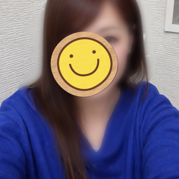 出勤しました😚
お時間合うお兄さま
お誘いお待ちしています。

じゅり。