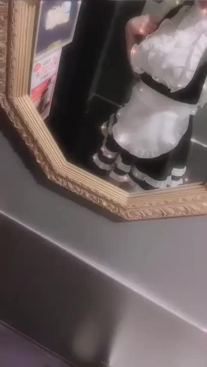 明日は出勤日♪6月最後の出勤となってしまうのでご都合合うお兄様是非♡12-19です！予約お待ちしてます☺️