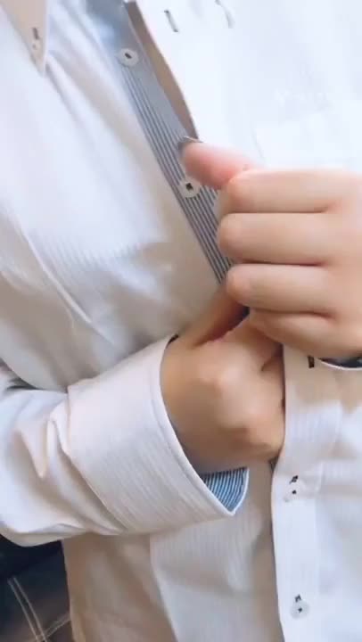 おっぱいチラチラっ🙈💕