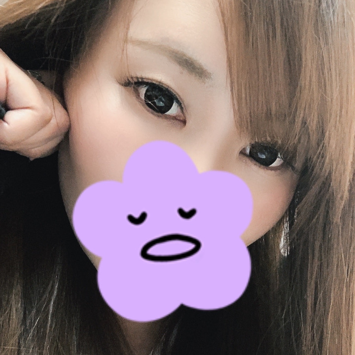 奇跡のショット第二弾！！
めっちゃ可愛くとれちゃったよ笑　これは詐欺師になれるかも。。。笑

9月はお休みしまくってご迷惑をおかけしてすいませんでした。。。😭💦
10月はそうならないように反省してるカイリさんだよ😔

来てくれないと、お尻の穴に指突っ込んで、前立腺刺激しちゃうぞ😝笑笑

休んどいて何ゆってんだよ！！ですね😅

今後も皆様の息子さんと向き合っていきますので、どうぞ、宜しくお願いします👍

kairi