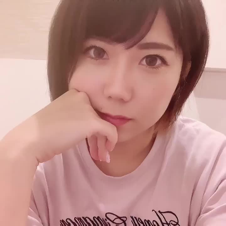 はにゃ？