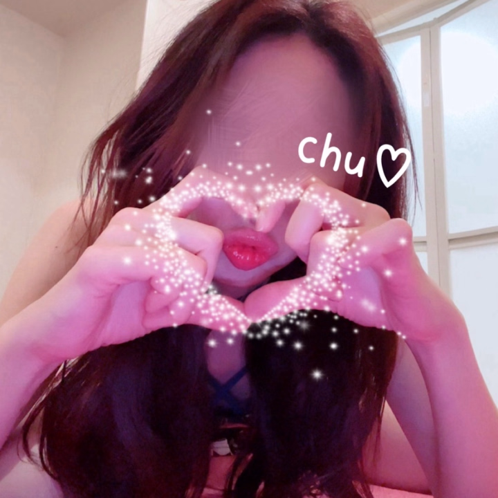 バレンタイン写真イベントに参加😊
激甘ショットになれたかな？♡

バレンタインデーキス💋