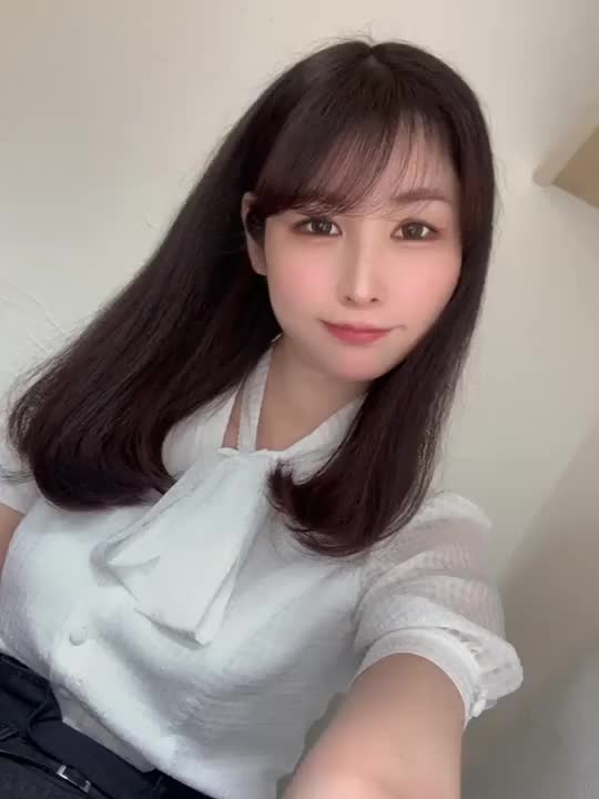 クラブダイヤモンド梅田店のちはるです❣️

今日も暑いですね☀️

お昼からご予約ありがとうございます💖