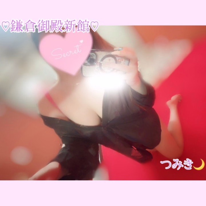 ふんわり甘い雰囲気の私に、会いに来ませんか?🥰
キツい目元が印象的だけど、性格は穏やかで包み込むタイプのつみき🫣✨️
全身を使った優しいご奉仕と、
心地よい快感を感じてもらうための動きであなたを虜に。。
マ〇トプレイの滑らかな感触が大好きで、密着しながら甘い声をあげちゃいます🥺💘
穏やかで刺激的な時間が欲しい時にぴったりです♡
一緒に気持ちよくなろう🙌🏻❤️