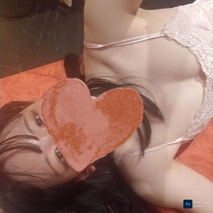 今お店にいるよ🎈

さっきまでドラマ1話だけ見てた🎥！
続き見たすぎてたまらないけど、いい所で出勤😂

家に帰ったら早速続き見る🥺