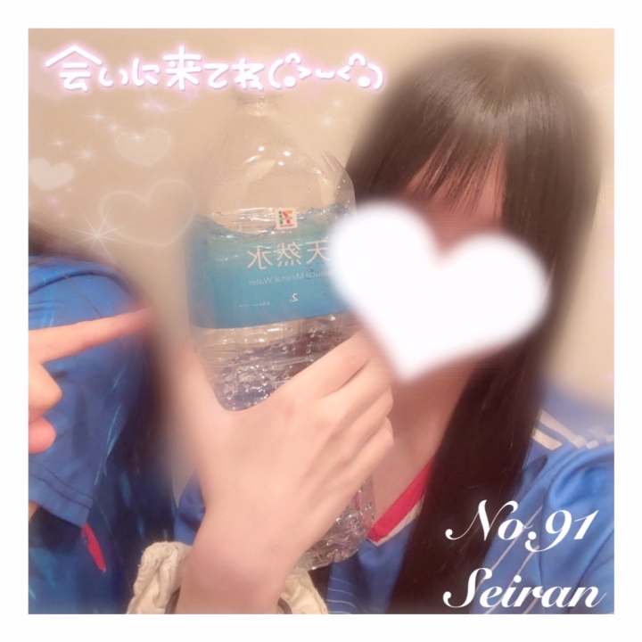 おはようございます☀️
昨日遊んでくれたお兄さんありがとうございました😶🩷

昨日はじめて水2L飲みきれたんですよーーー❕✌🏻
水飲むといい事あるってよく聞くから肌キレイになるといいなー❕❕❕
水2Lででかいから小顔効果😙😙😙
この手は誰でしょ〜❕❕❕
白雪ちゃんです🍎✨✨昨日の夜夢の国🐭🏰行きたいねってお話してたらめちゃめちゃ行きたくなった😴😴

もう今日来てくれたお兄さんありがとうございます🎵💘
今日はいつもより1時間はやめで21時までいるので今日も素敵なお兄さんに会えるの楽しみにしてます♡
女の子の日きちゃったので下🆖です🙇🏻‍♀️🙇🏻‍♀️🙇🏻‍♀️

今日の朝ごはんはサラダご飯たべたよーん🥗