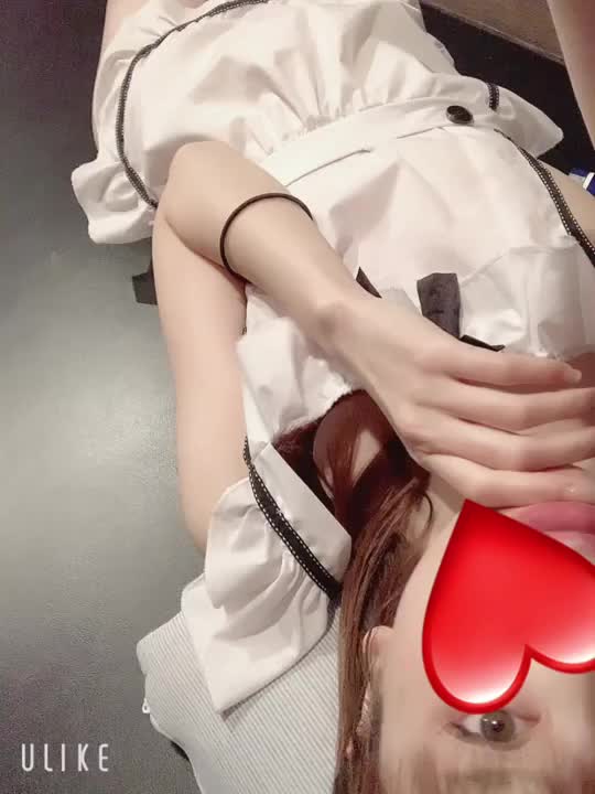 さらのお顔に白いのたくさんかけて💕