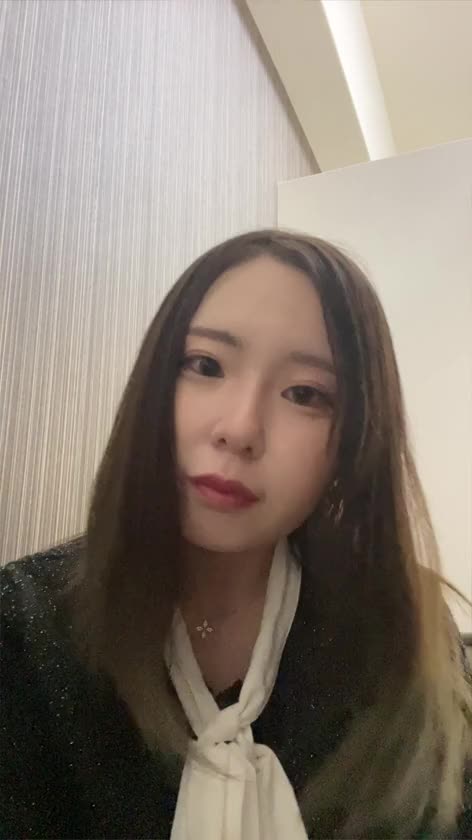 [お題]from:今年は頑張るさん




やほ(*ت*)ﾉ
ぽんちゃんだよ〜!!!( ´›ω‹｀)💕


 
なんか今日ちょっとあついね💦
 
 
夜は雨と重なって
蒸し暑くなるのだろうか…


やだね🥺


でも外に出て
ぽんずとお会いしてくれたら
めちゃくちゃ感激しちゃう🥺🥺🥺


待ってるからね？？？


ᕕ( ᐛ )ᕗ


 
お題：【マイガール限定】
今日のリップは何色？？に回答♪



こちらになります！
YVES SAINT LAURENT💖



動画見てみてね〜(⁎ᴗ͈ˬᴗ͈⁎)









灑々里 ぽんず
(ブルスカ@tegami11111)