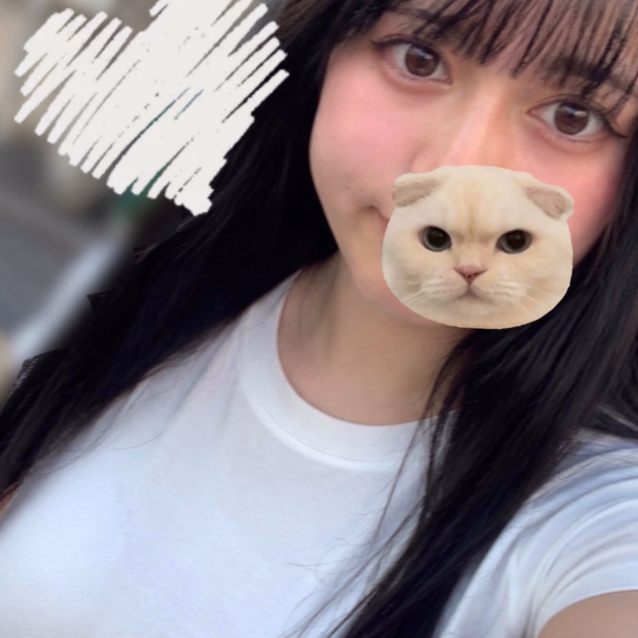 おはよ〜☀️
今日も暑くなりそうだねっ
1日頑張ろ!
週末にはご褒美が待ってるからね♡