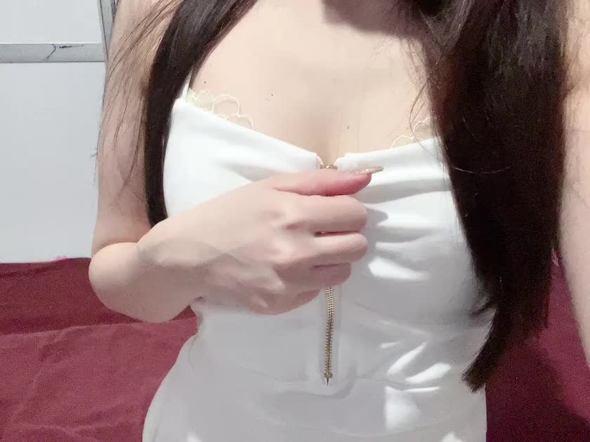 お兄様はSとMどっちかな？？


よつばSでもMでも正直
どちらでも🙆‍♀️なんだけど
MはMで乳〇触られながら
下も一緒に責められると気持ちよくて
すぐヌれちゃう///
恥ずかしいから普段言わないけど
実は敏感さんだったりするんだよ///

SはSでお兄様の気持ちいいところ
責めて反応みるのも楽しい🤭

どっちのよつばが見てみたい？？

公式ライン➡️@715tdjum

🍀よつば🍀