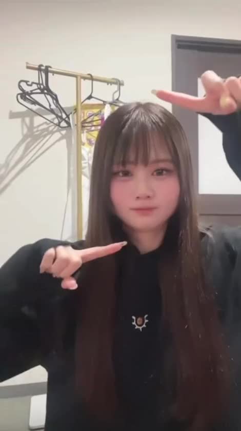 また、そのうちTikTokでも
撮ろうかな〜🎶


こう見て一応ダンス習ったことが
あるんですよ🤭🤭
だから踊るの嫌いじゃない😝


🍀よつば🍀