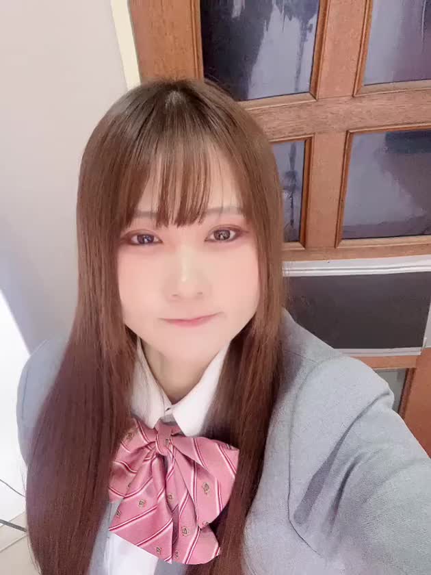 スタートからこの時間まで
ノンストップで
お誘いありがとうございました😊

今日はロングコース多くて
お兄様と過ごす時間長くて
嬉しいぃぃぃぃ🥳🥳

この後🈳になったので
ぜひお待ちしてます✨️
ラストまでいるの今日までだよん！

最後の最後まで搾り取っちゃう🍼

🍀よつば🍀