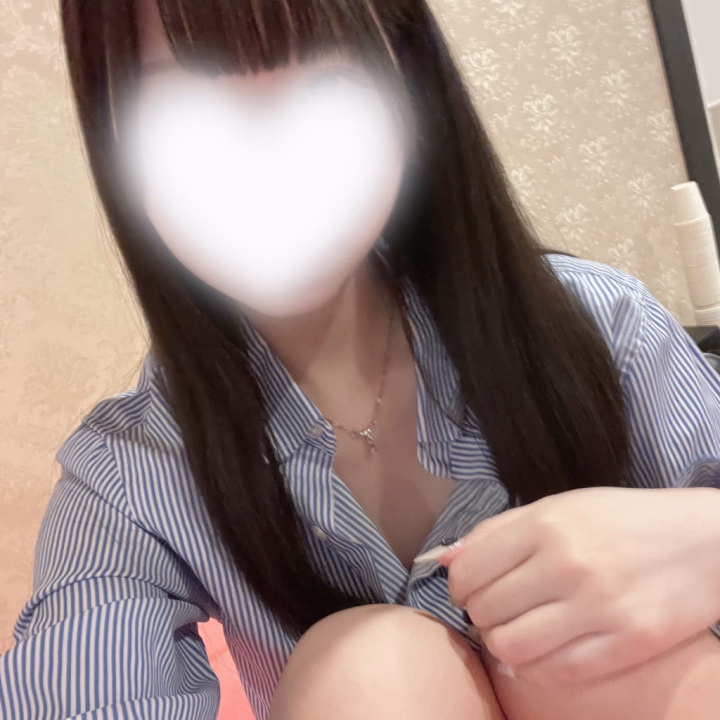 おはようございます☀️


昨日来てくれたお兄さん
ありがとうございました♡


今日もラストまでいるので
ぜひ遊びにきてね🥰