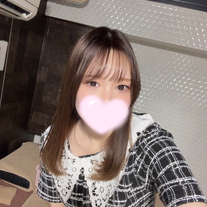 2月の前半は

1日10-20
2日10-20

です❣️


後半は24日から出勤します！


ご予約お待ちしてます🌷