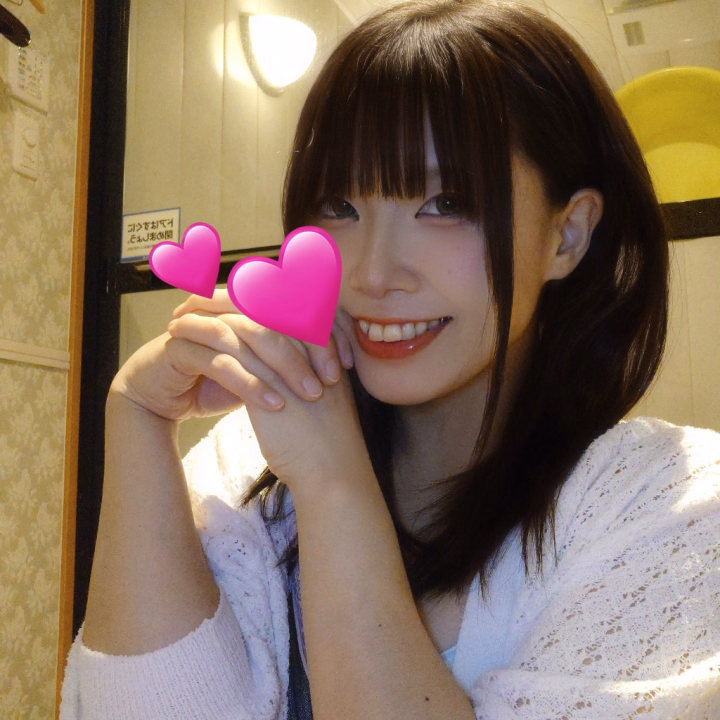おねだりフォト１位でした🥰🫶
応援してくださった皆様ありがとうございます🙇❤️
これからも宜しくお願い致します🫶
現在のイベントも宜しくお願いします🎀
２回戦は先生にしようかな🥰？？