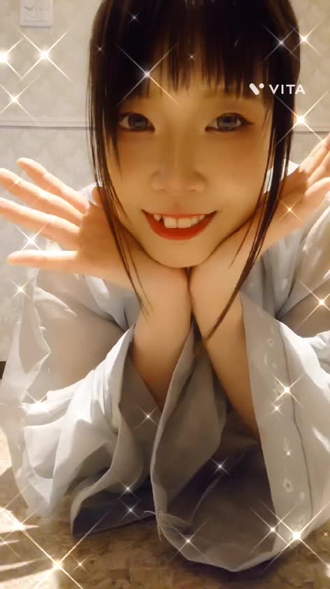 １部は１位でした🥹❤️応援して頂いた皆様ありがとうございます🙇🫶
今回はパイ◯ン、パンスト
お姫様で参戦致しますよ〜❤️
モザイクなのが残念ですがパイ◯ンです🫶
今回も応援＆イイネ宜しくお願い致します🙇🥹❤️