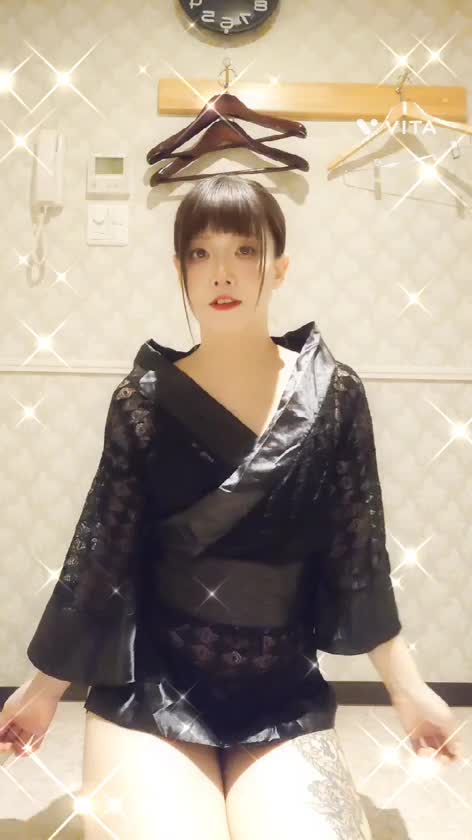 沢山の方に応援して頂き前回１位でした☺️🫶本当にありがとうございます🥹❣️
おしり弾きですが‥痛いの嫌なのでナデナデしました🥹❤️
沢山応援＆イイネ宜しくお願い致します🙇🫶