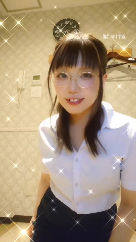 第2弾はせ先生にしてみました🫶
◯◯くん、卒業したから先生と‥どうかしら？💕
大人の色気でイチコロにします✊✊❤️
応援＆イイネ宜しくお願い致します🙇❣️