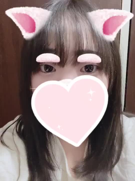 出勤したよ❣️耳かけするしぐさ好きな人多いって聞いたから🫶🏻